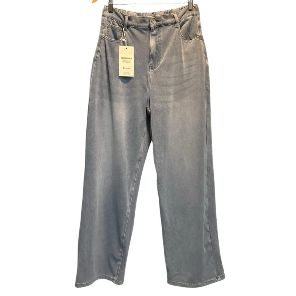 NWT Elleven Jeans Light Blue Loose Fit Straight Leg High Waisted Womens Large - Picture 2 of 16